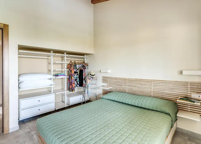 Maison Annie - Mental Wellness Retreats