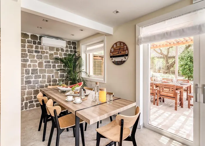 Villa Maison Annie - Mental Wellness Retreats