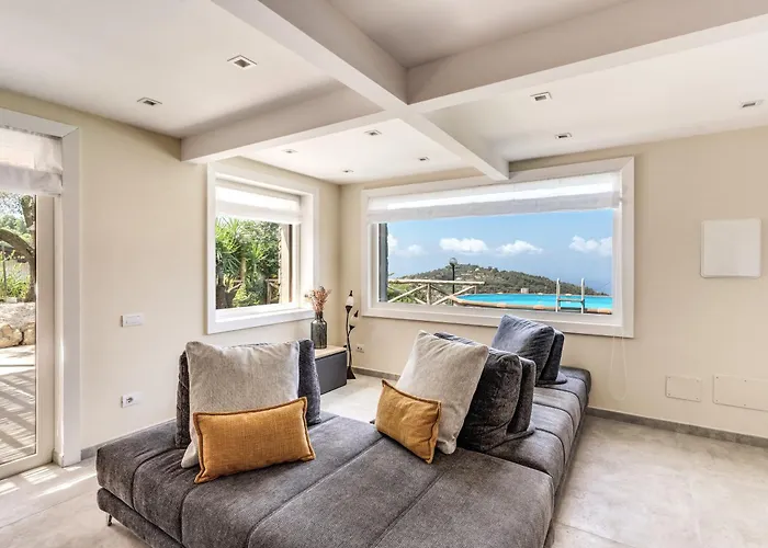 Maison Annie - Mental Wellness Retreats