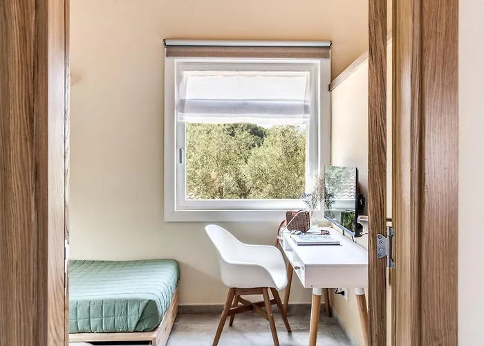 Maison Annie - Mental Wellness Retreats