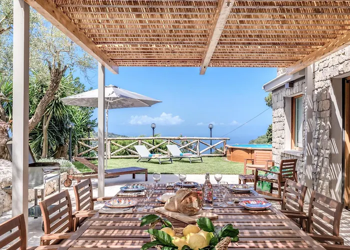 Maison Annie - Mental Wellness Retreats