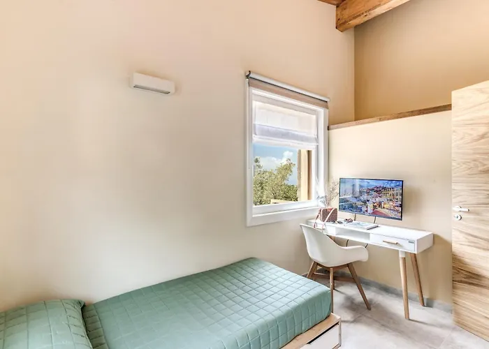 Maison Annie - Mental Wellness Retreats